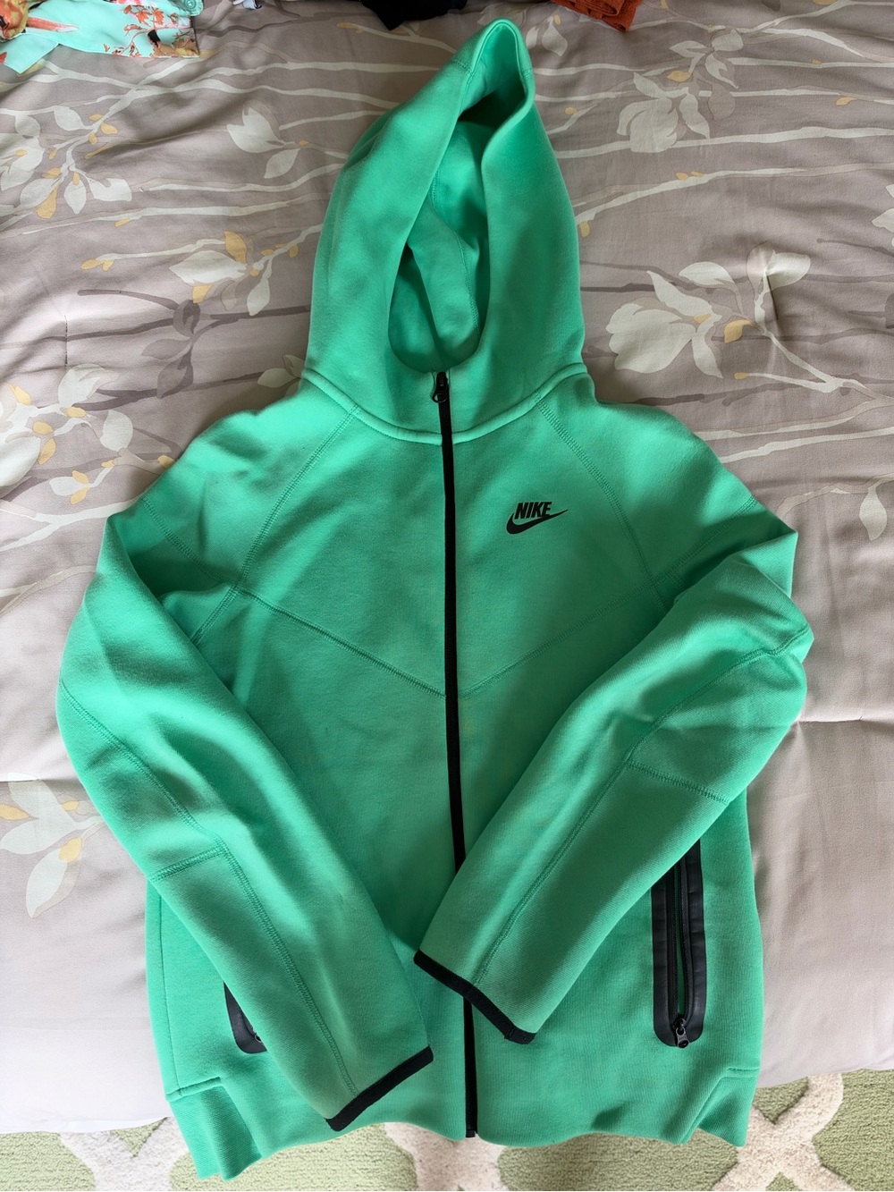 Nike Tech Fleece Full Zip Hoodie Youth L Green Black Boys